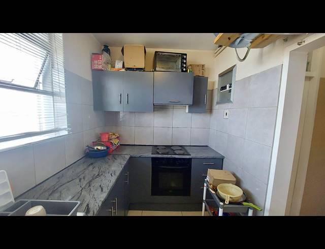 2 BEDROOM APARTMENT SOLD IN TOWNSEND ESTATE